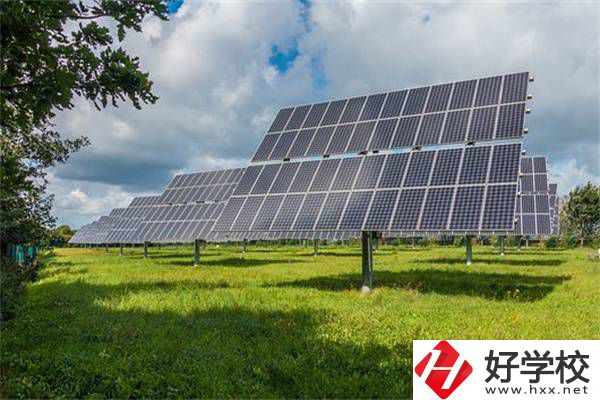 在湖南初中畢業(yè)如何選專業(yè)？有什么專業(yè)可以推薦？