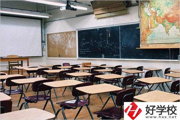 岳陽中專的環(huán)境怎么樣？可以從哪些方面判斷？