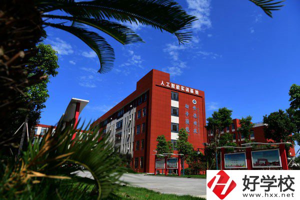 岳陽排名靠前的公辦中專有哪些？有什么辦學(xué)優(yōu)勢？