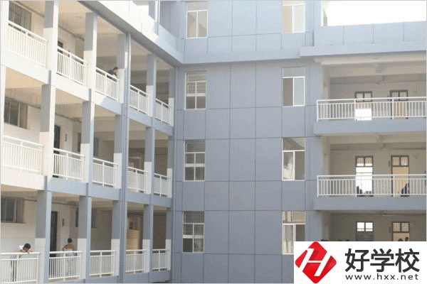 張家界公辦中職有哪些？學費多少？