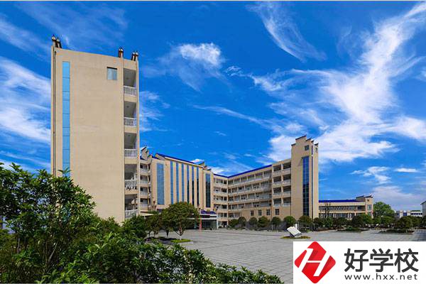 永州市工商職業(yè)中等專業(yè)學(xué)校的特色專業(yè)有哪些？