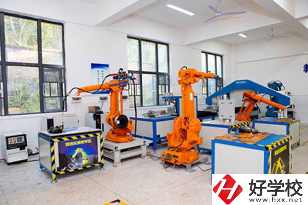 邵陽市機電職業(yè)技術(shù)學校的學校特色有哪些？