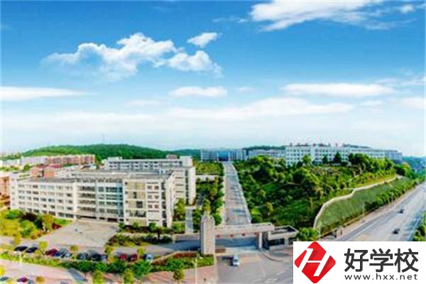 邵陽有初中生可以學(xué)的五年制專業(yè)嗎？開設(shè)學(xué)校是哪所？