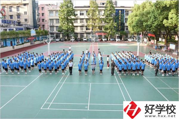 長沙財經(jīng)學(xué)校有五年制大專班嗎？能選什么專業(yè)？