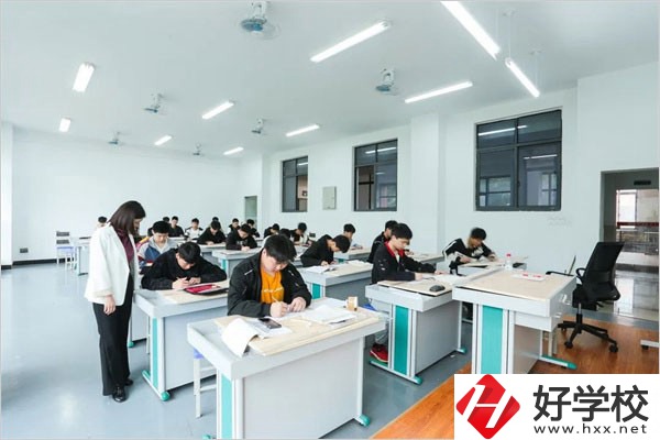 湘潭技師學院能學的專業(yè)多嗎？有哪些選擇？