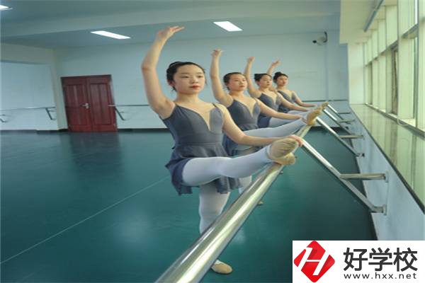 湖南有哪些藝校值得推薦？藝術專業(yè)好就業(yè)嗎？