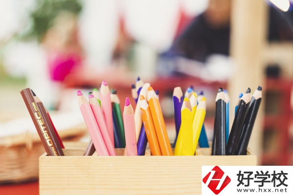 懷化市工業(yè)中等專(zhuān)業(yè)學(xué)校好不好？宿舍怎么樣？