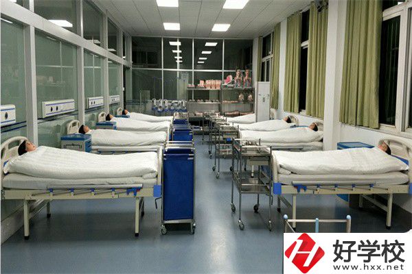株洲哪些中職學校管理比較嚴格？校園環(huán)境怎么樣？