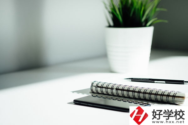 湖南省道縣師范學(xué)校好不好？什么專業(yè)女生最多？