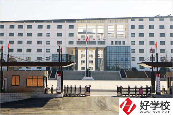 衡陽市第五技工學(xué)校有哪些專業(yè)？就業(yè)率如何？