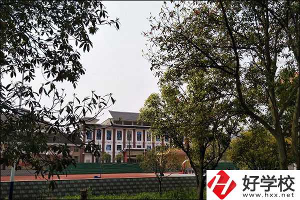 邵陽電商中專有哪些？管理如何？