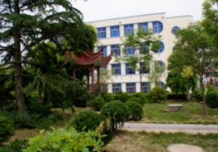 東?？h職業(yè)中學(xué)