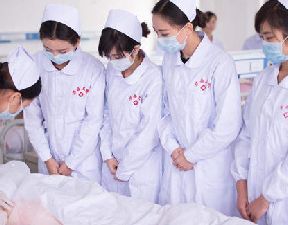 男生讀護理專業(yè)好就業(yè)嗎？