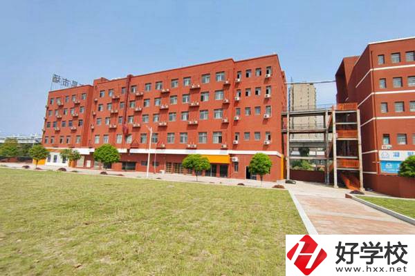長(zhǎng)沙湘府科技技工學(xué)?？孔V嗎?有什么專業(yè)?