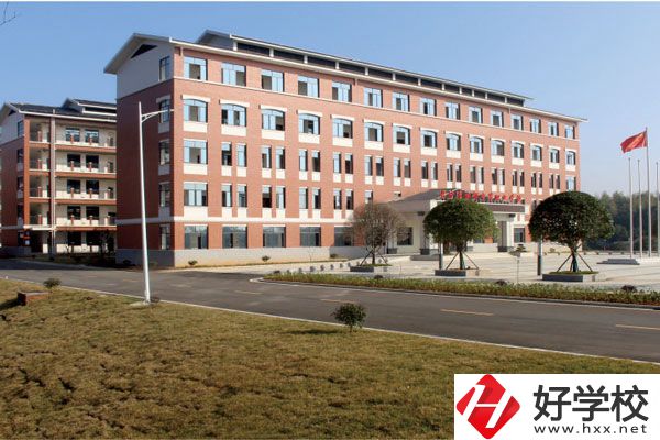 長(zhǎng)沙市湘都中等職業(yè)學(xué)校收費(fèi)標(biāo)準(zhǔn)怎么樣？