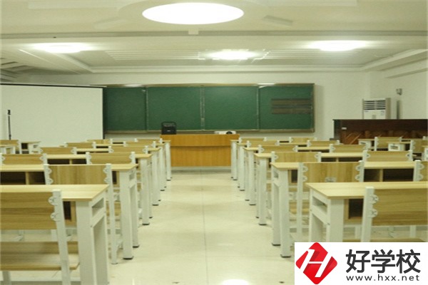 想學(xué)音樂(lè)可以考慮長(zhǎng)沙哪些職高？