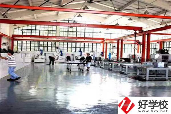 益陽(yáng)最好的民辦技校是哪所？技校讀了有用嗎？