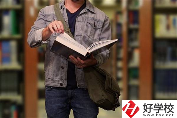 在湖南就讀普通高中和職業(yè)高中有什么區(qū)別？職高怎么樣？
