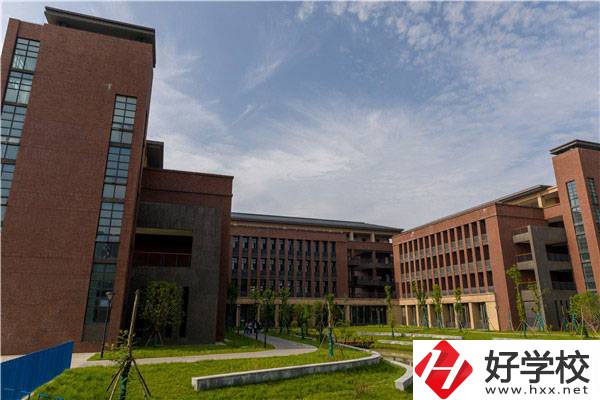常德財經中等專業(yè)學校怎么樣，獲得了哪些榮譽？