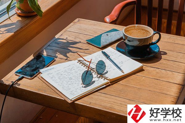 在永州什么學校可以讀學幼師專業(yè)？女生多嗎？