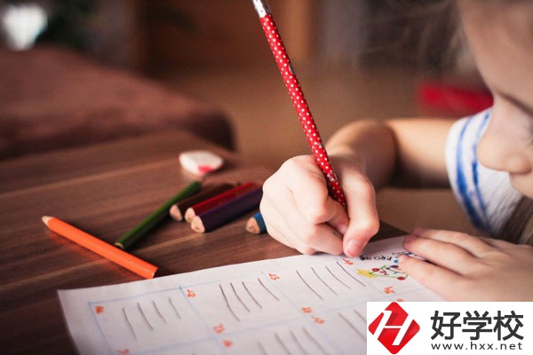 衡陽(yáng)排名靠前中專(zhuān)學(xué)校是哪幾個(gè)？哪個(gè)最好？