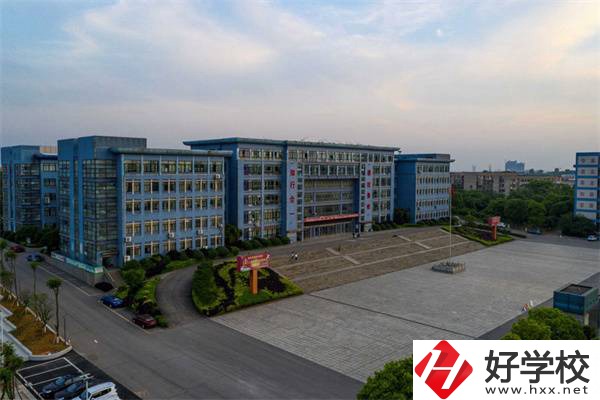 湘潭工業(yè)中職學(xué)校哪所最好？什么專業(yè)最有特色？