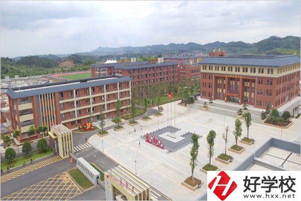 郴州什么職校有圖書館？學校有特色嗎？