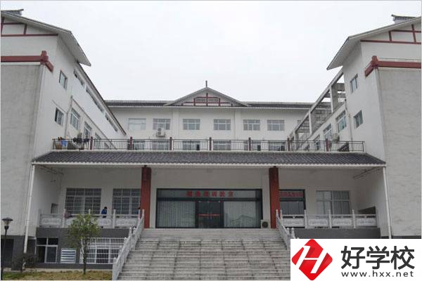 湖南學(xué)旅游專(zhuān)業(yè)有就業(yè)前景嗎？有哪些學(xué)校可以推薦？