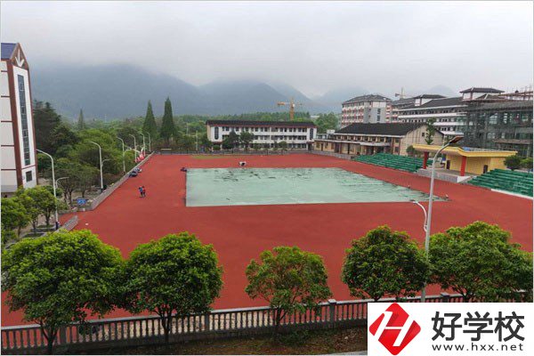 邵陽電商中專有哪些？管理如何？