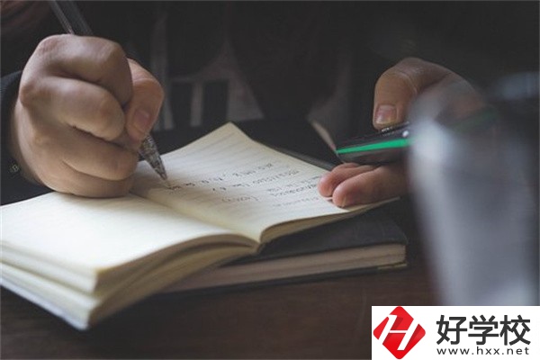 湖南職校讀3+2好還是五年一貫制好？