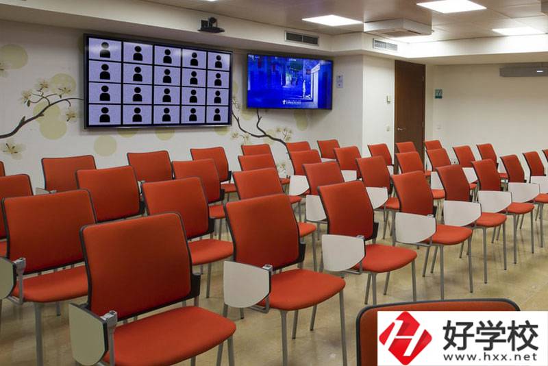 平江縣職業(yè)學院會計專業(yè)怎么樣？就業(yè)方向有哪些？