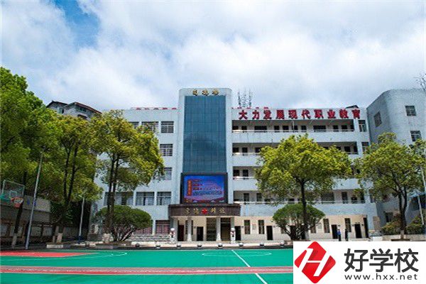 懷化市旅游學(xué)校有哪些專業(yè)？就業(yè)率高不高？