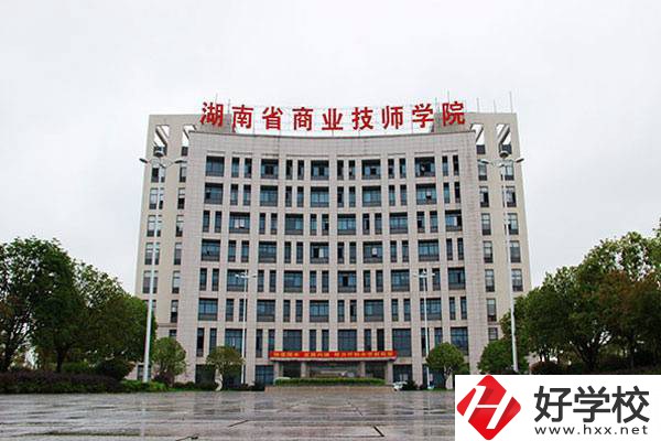 株洲比較好的廚師培訓(xùn)學(xué)校有哪些？烹飪專(zhuān)業(yè)好就業(yè)嗎？