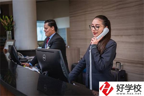 郴州有開設(shè)護(hù)理專業(yè)的中職嗎？哪些專業(yè)開設(shè)較多？