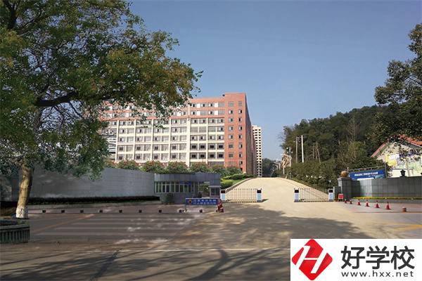 長沙排名前三的民辦技校有哪些？辦學(xué)條件怎么樣？