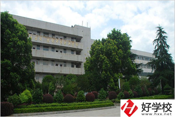 郴州第一職中是中專還是技校？師資力量怎么樣？