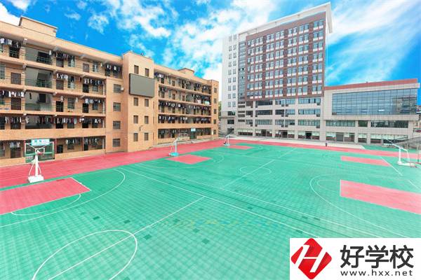 湘潭有哪些適合女生學習的職校？女生該如何選擇職校？