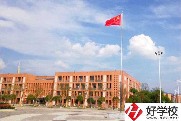 懷化師范高等?？茖W(xué)校(中職部)教學(xué)樓