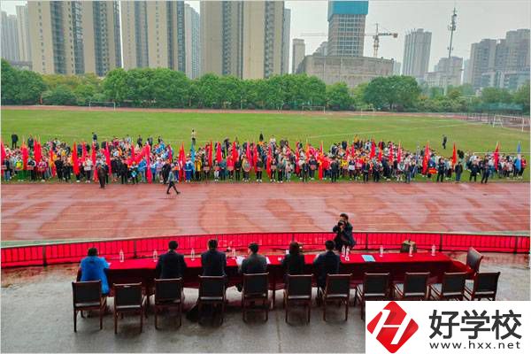 常德桃源縣機電成人中專是公辦還是民辦？就業(yè)率高嗎？