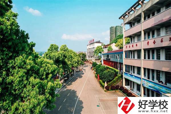 懷化有可以考大學(xué)的中職學(xué)校嗎？哪所升學(xué)情況比較好？