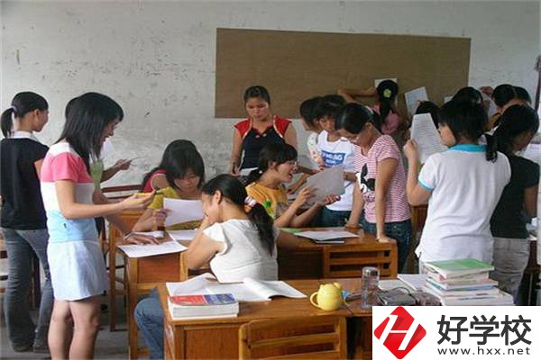 湖南初中畢業(yè)成績非常差選什么學(xué)校好？還有前途嗎？