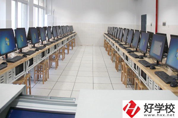 湖南省工業(yè)貿(mào)易學(xué)校怎么樣，就業(yè)情況如何？