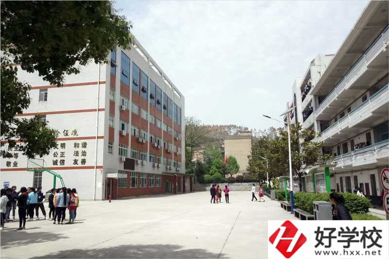 邵陽市女子職業(yè)學校值不值得報考？辦學特色是什么？
