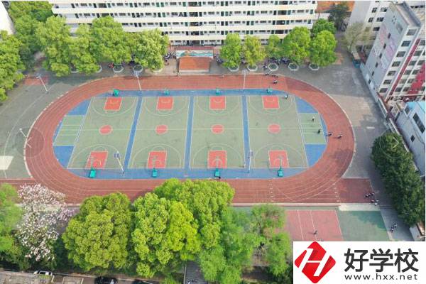 郴州綜合職業(yè)中專(zhuān)學(xué)校運(yùn)動(dòng)場(chǎng)