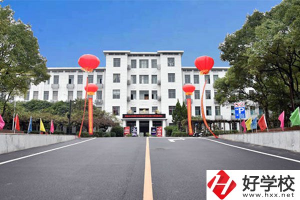 湘潭鋼鐵職業(yè)中等專業(yè)學校怎么樣？口碑好嗎？