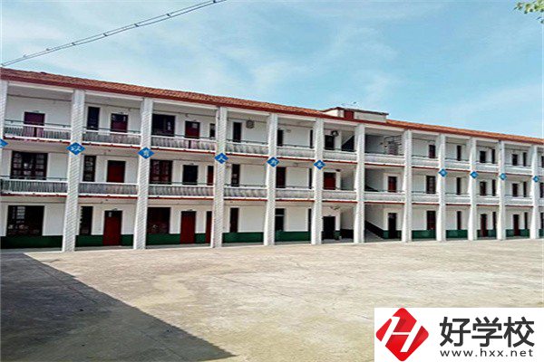 益陽(yáng)最好的民辦技校是哪所？技校讀了有用嗎？