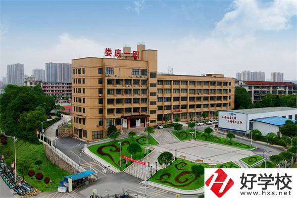 婁底哪些職校有開設(shè)護(hù)理專業(yè)？就業(yè)方向是什么？