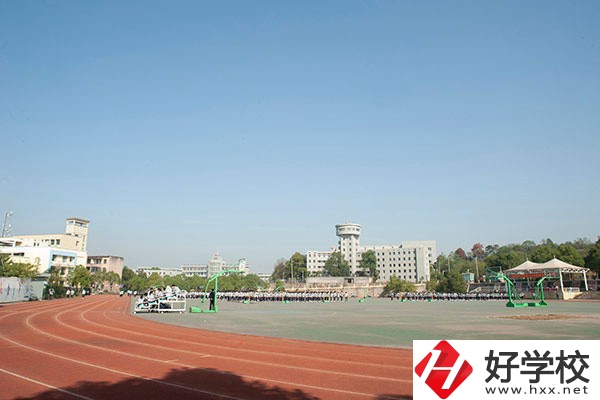 衡陽幼師學(xué)校學(xué)費(fèi)是多少？專業(yè)就業(yè)前景怎么樣？