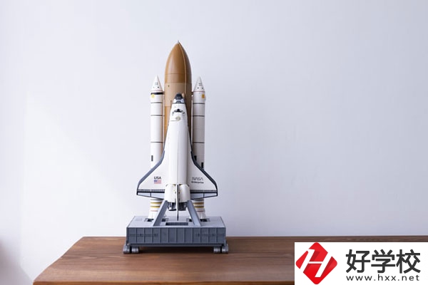長沙航天學(xué)校怎么樣？宿舍好不好？