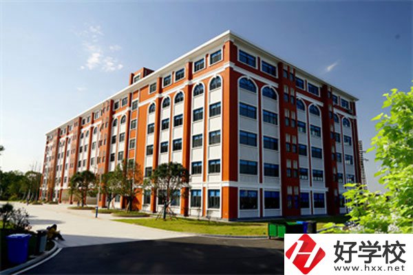 湖南省中南藝術(shù)學(xué)校專業(yè)就業(yè)前景怎么樣？